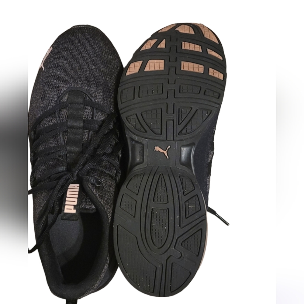 Puma Shoes - Picture 2 of 6